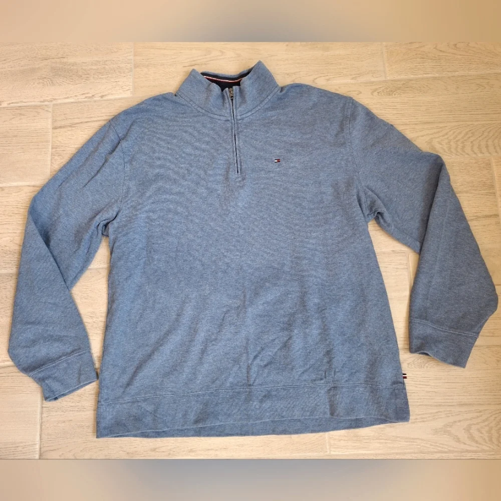 Tommy Hilfiger men's dusty blue 1/4 zip heavy cotton sweater - size XXL